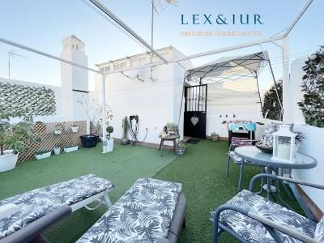 Casa en venta en Alcalá de Guadaira, Zona Centro photo 0