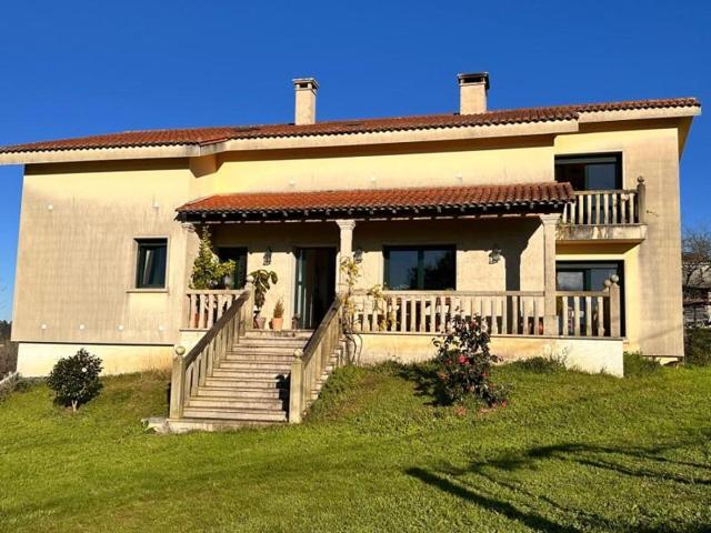 Chalet en venta en Vedra, San Pedro de Sarandon photo 0