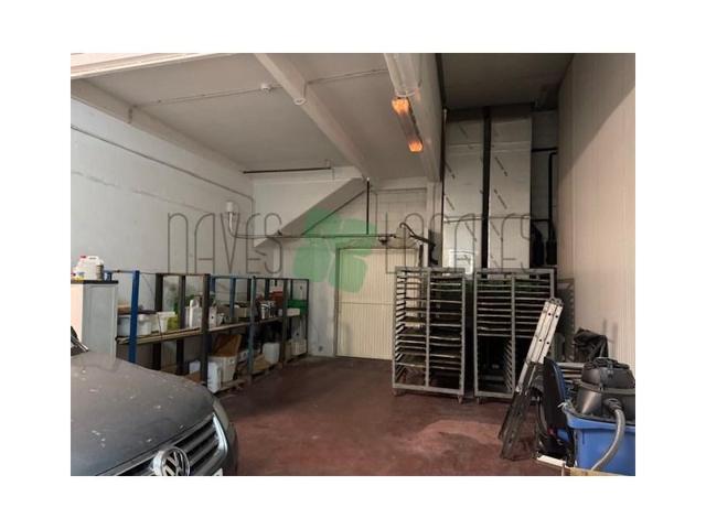 Nave industrial en venta en Pinto photo 0