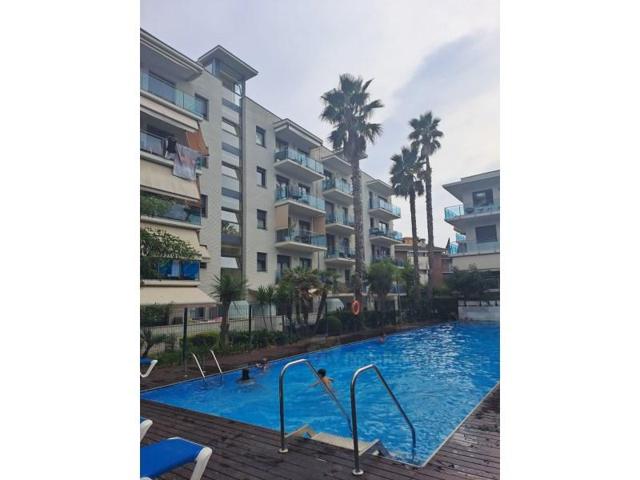 Piso en venta en Lloret de Mar photo 0