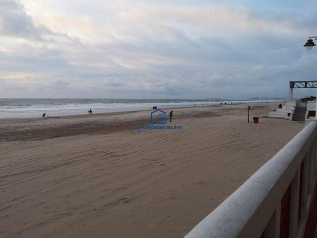Piso en venta en Cádiz, Playa - Paseo Maritimo photo 0