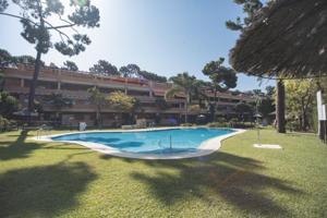 Apartamento en venta en Marbella, Marbella Este photo 0
