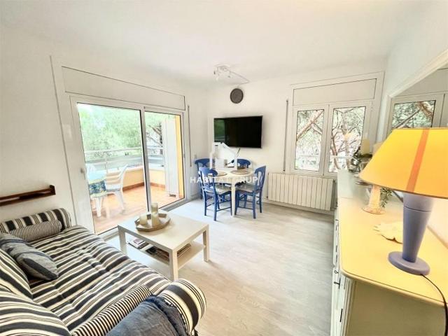 Piso en venta en Castell-Platja d'Aro photo 0