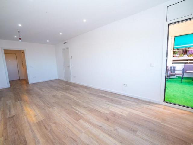 Piso en venta en Gavà photo 0