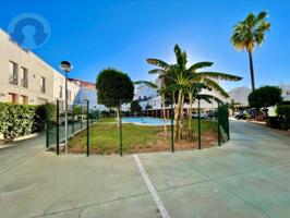 Casa en venta en Dos Hermanas photo 0