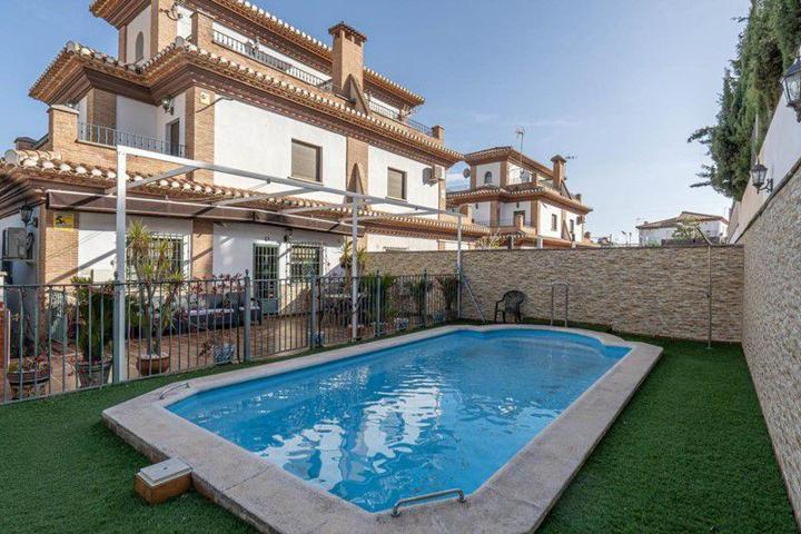 Casa en venta en Albolote, Urbanizaciones - El Torreon photo 0