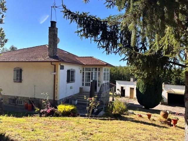 Chalet en venta en Vedra, San Mamede de Ribadulla photo 0