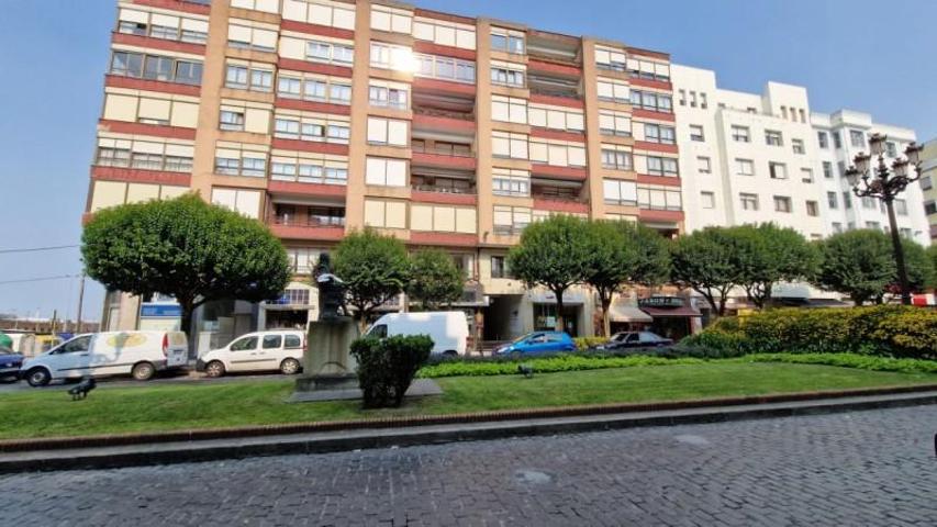 Piso en venta en Torrelavega, Centro photo 0