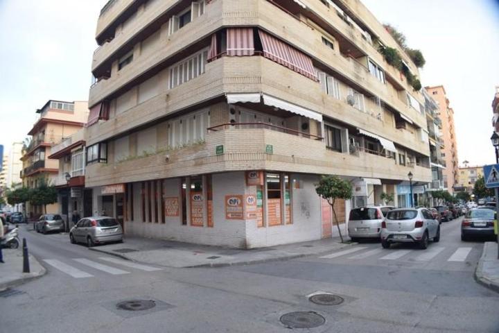 Local comercial en venta en Fuengirola, Centro photo 0