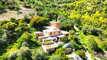 Chalet en venta en Carataunas, Carataunas photo 0