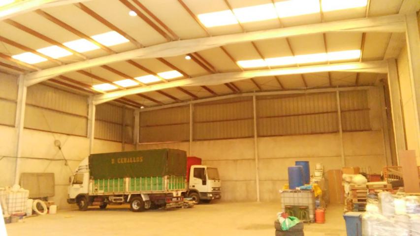Nave industrial en venta en Sevilla, Polig.Industriales - La Red photo 0