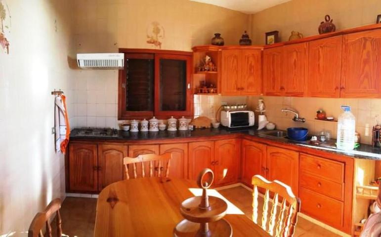 Edificio en venta en Güimar, Guimar photo 0