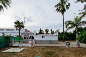 Chalet en venta en Rota, Tehigo photo 0