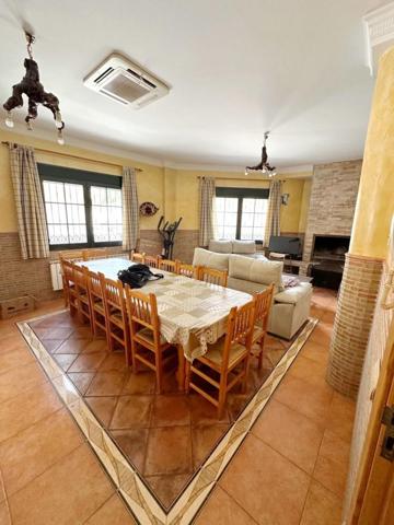 Casa en venta en Valdepeñas, Convento photo 0