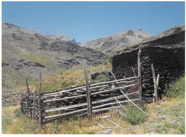 Chalet en venta en Trevélez, Poligonos photo 0