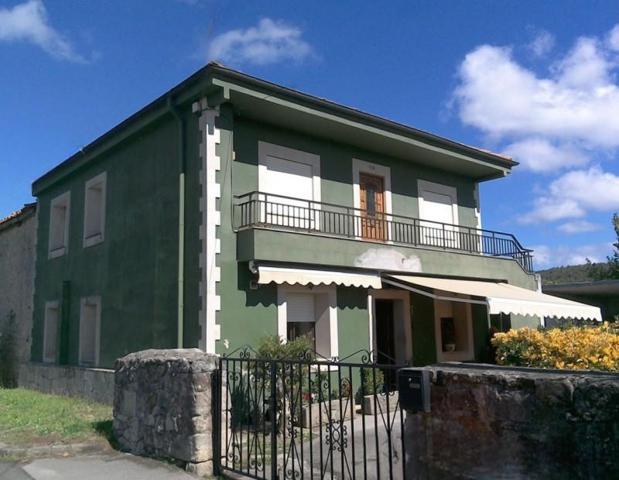 Casa en venta en Torrelavega, Sierrapando photo 0