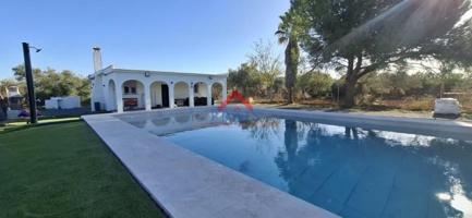 Chalet en venta en Utrera, Extrarradio photo 0