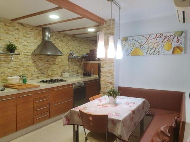 Piso en venta en Cádiz photo 0