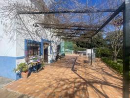 Casa con terreno en venta en Iznájar photo 0