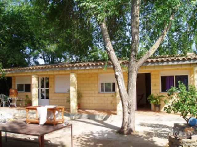 Chalet en venta en Mairena del Alcor, Urbanizaciones photo 0