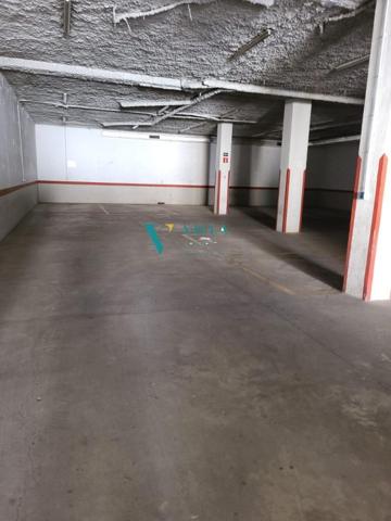 Local comercial en venta en Alcalá de Guadaira, Avda. Antonio Mairena photo 0