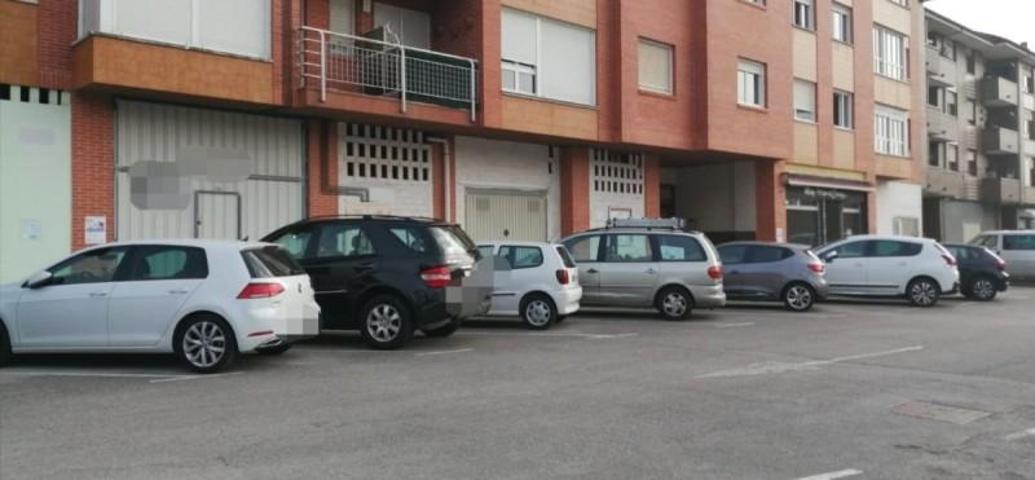 Local comercial en venta en Puente Viesgo, Puente Viesgo photo 0