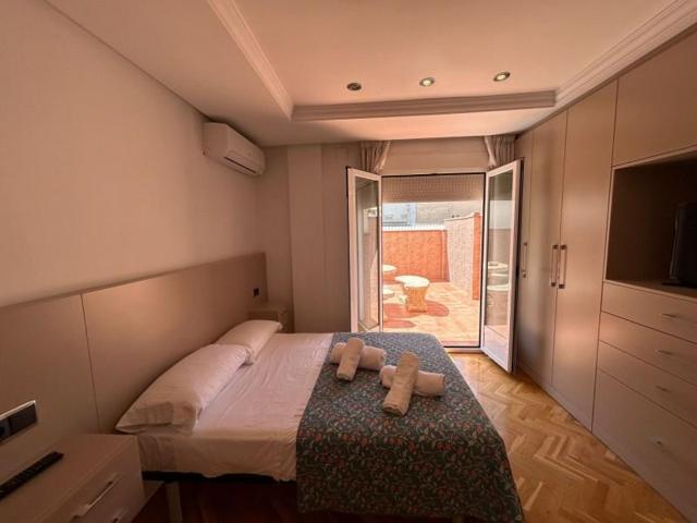 Piso en venta en Albacete, Feria photo 0