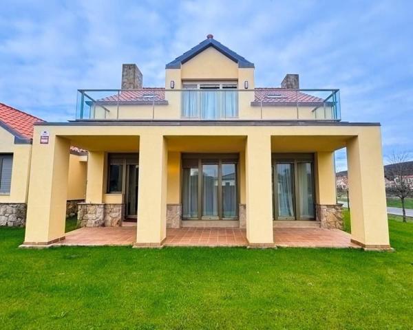 Casa en venta en Hazas de Cesto, Hazas De Cesto photo 0