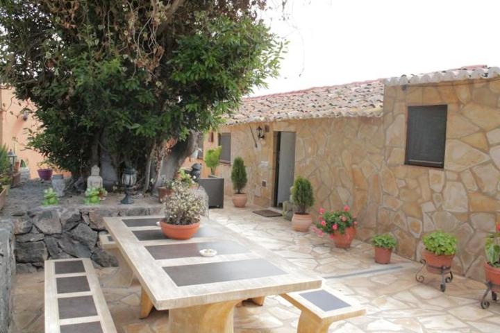 Chalet en venta en Buenavista del Norte, Buenavista del Norte photo 0