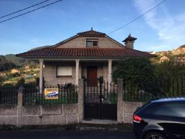 Casa en venta en Cangas, Coiro photo 0