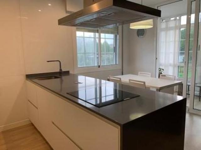 Casa en venta en Teo, Calo photo 0