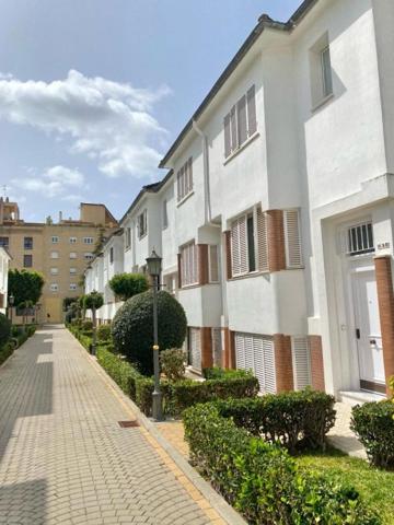 Casa en venta en Jerez de la Frontera, Avda. Mexico photo 0