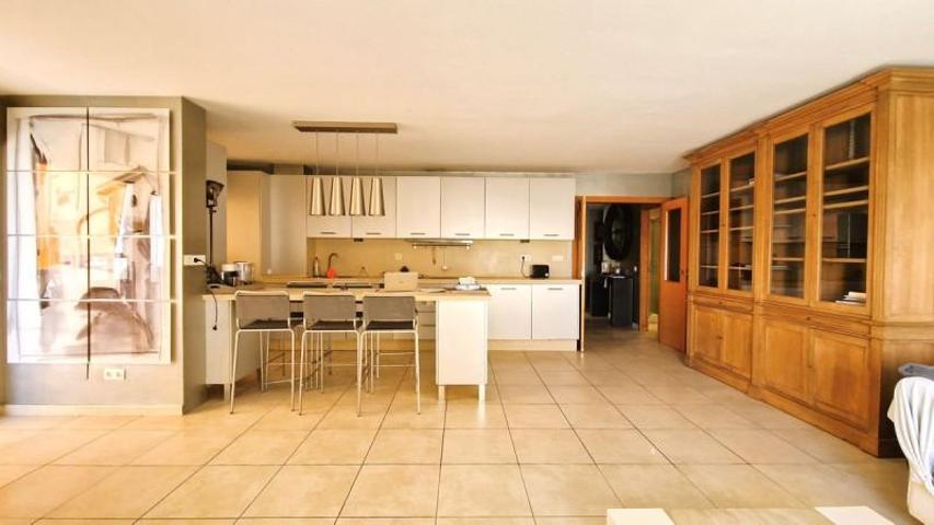 Apartamento en venta en Marbella, Nueva Andalucia photo 0