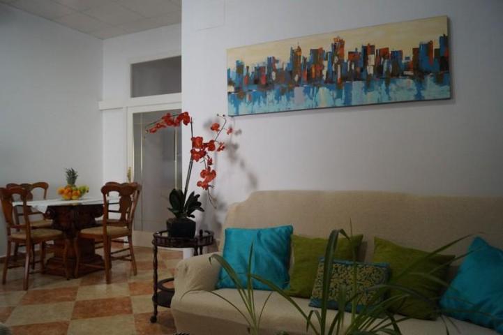 Casa en venta en Oliva, Oliva photo 0