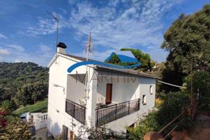 Casa en venta en Sant Cebrià de Vallalta, Sant Cebria De Vallalta photo 0