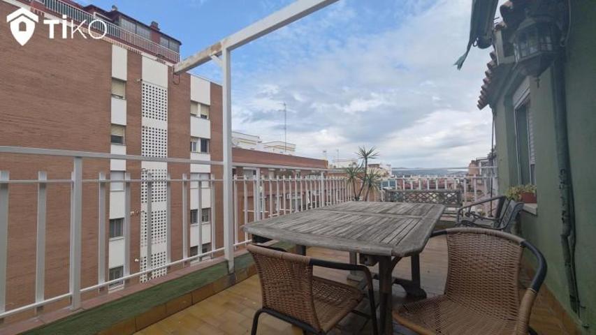 Aticos en venta en Sant Adrià de Besòs, Sant Adrià de Besòs photo 0