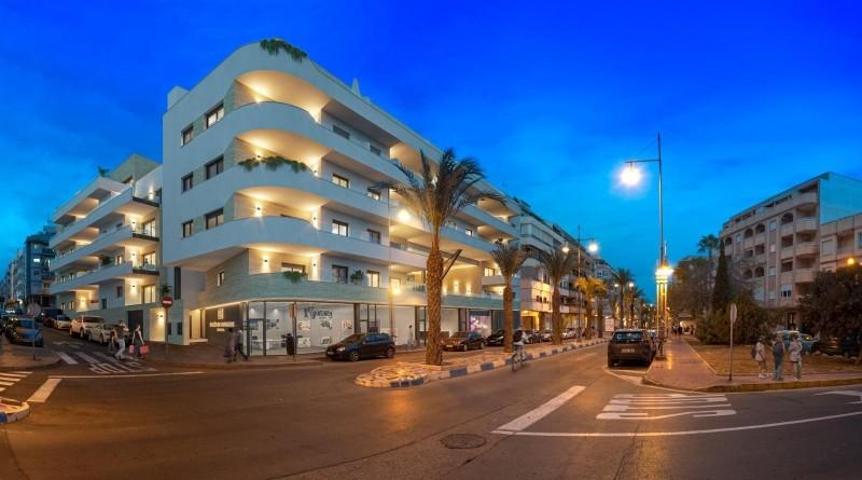 Apartamento en venta en Torrevieja, Playa del cura photo 0