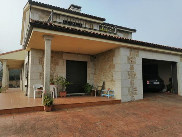 Chalet en venta en Tomiño, Tomino photo 0