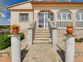 Chalet en venta en Maçanet de la Selva photo 0