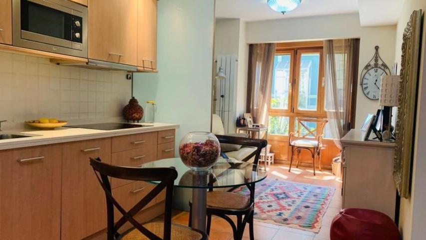 Apartamento en venta en Gijón, Centro photo 0