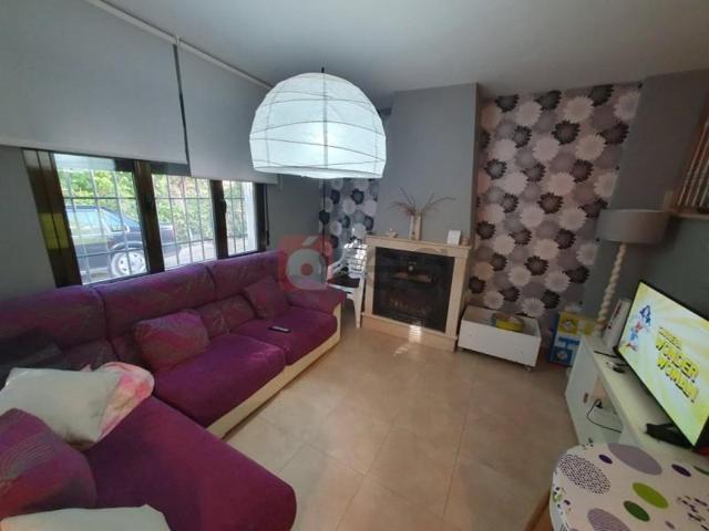 Adosada en venta en Cuenca, Centro photo 0