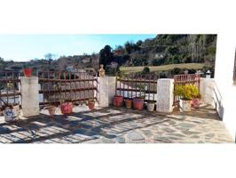 Local comercial en venta en Juviles photo 0