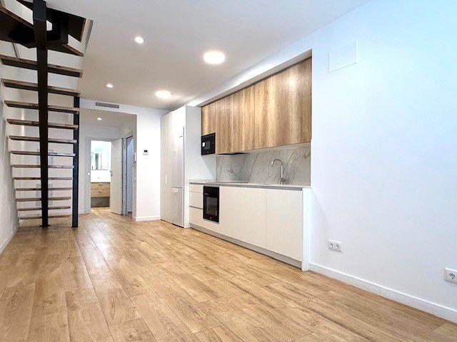 Duplex en venta en Sant Boi de Llobregat, Centro - Plaza Catalunya photo 0