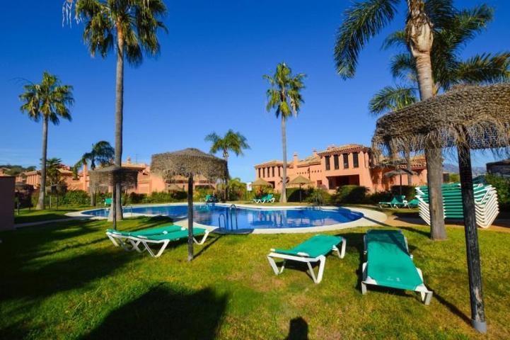 Apartamento en venta en Marbella, El Vicario photo 0