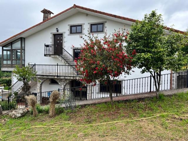 Chalet en venta en Vila de Cruces photo 0