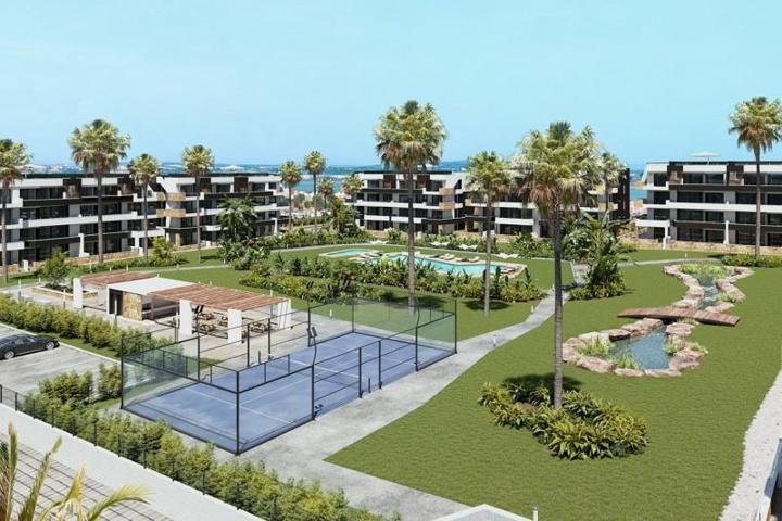 Aticos en venta en Torrevieja, Torrevieja photo 0