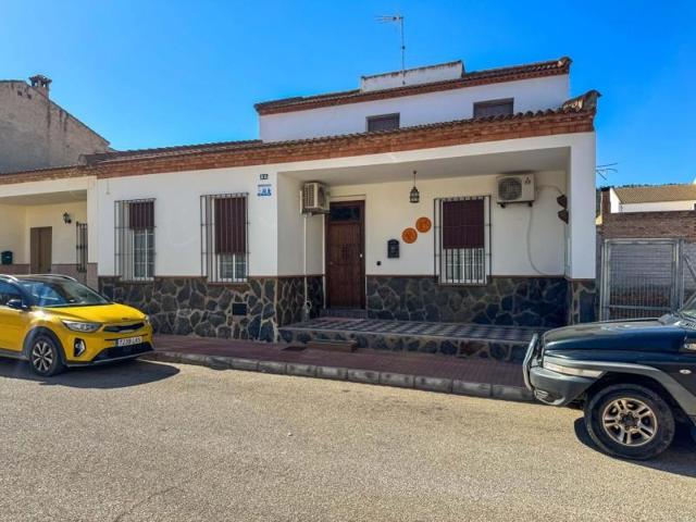 Casa en venta en Humilladero, Humilladero photo 0