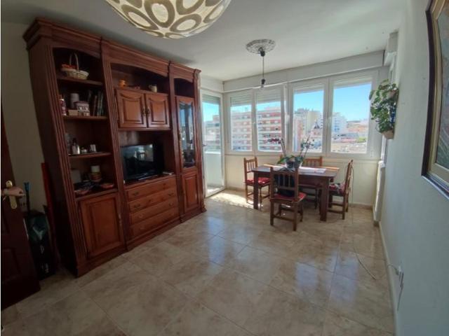 Piso en venta en Cádiz photo 0