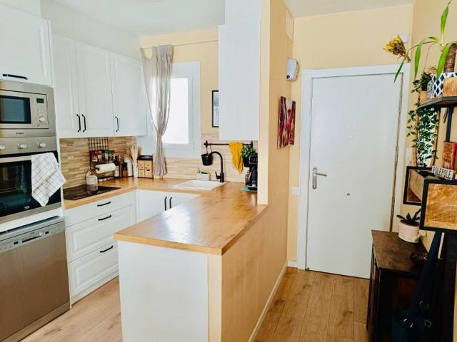 Piso en venta en Barcelona photo 0