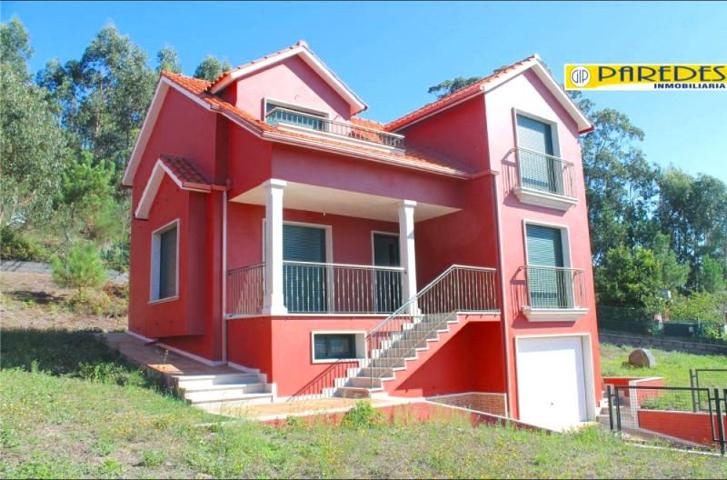 Chalet en venta en Cangas, Hío photo 0